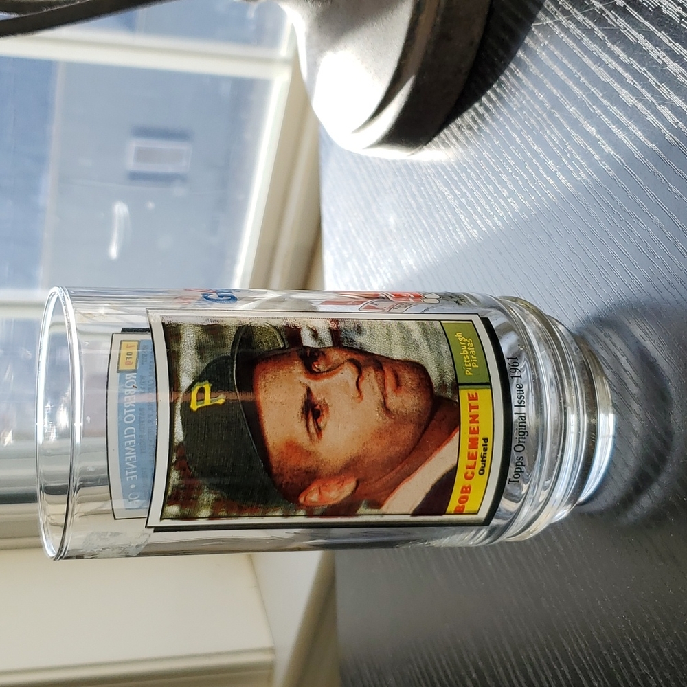 Baseball glass Bob Clemente